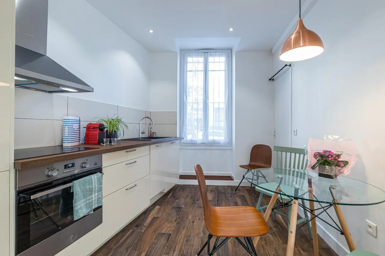 Le 323 Prom - 2 Chambres - Ac - Parking - Tram Et Supermarche Proches - Front De Mer Nicea Apartament