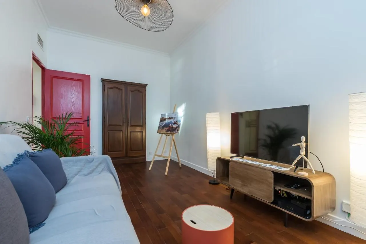 Apartament Le 323 Prom - 2 Chambres - Ac - Parking - Tram Et Supermarche Proches - Front De Mer Nicea Francja