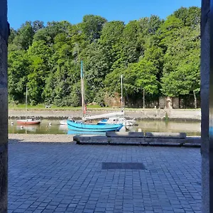 appartement-port-de-st-goustan.inbrittany.com/